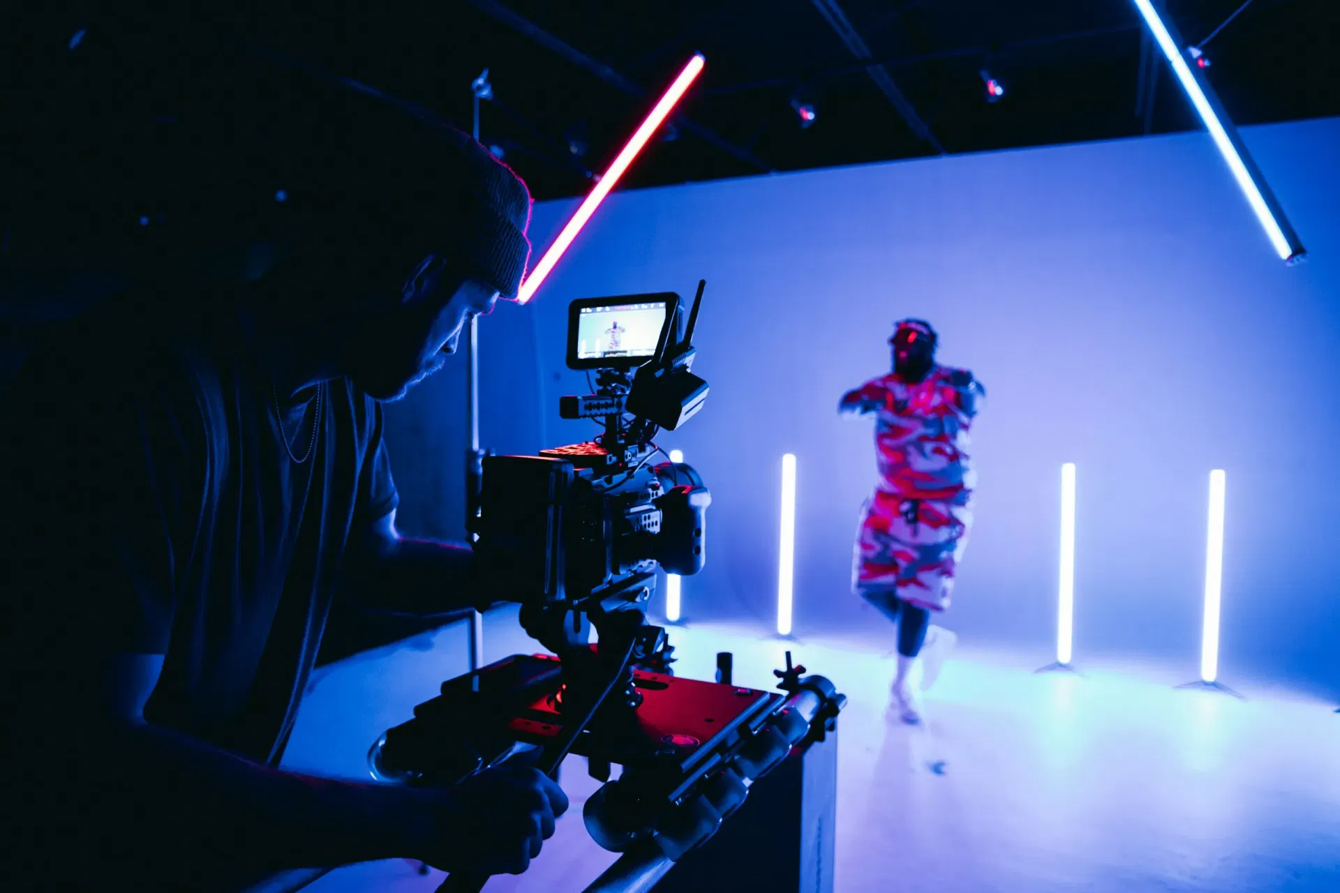 Independent Video Producer vs. Full Agency: When to Hire Solo Direction